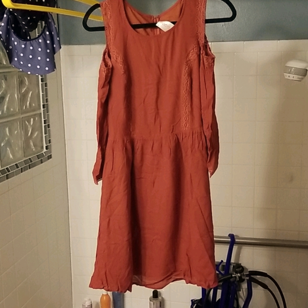 Dress with cut out shoulders